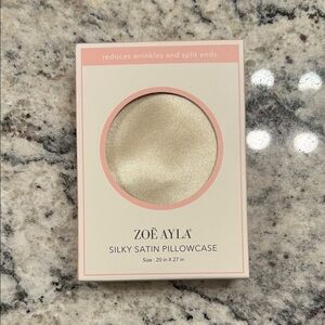 Zoë Ayla Satin Pillowcase - Elegant Cream